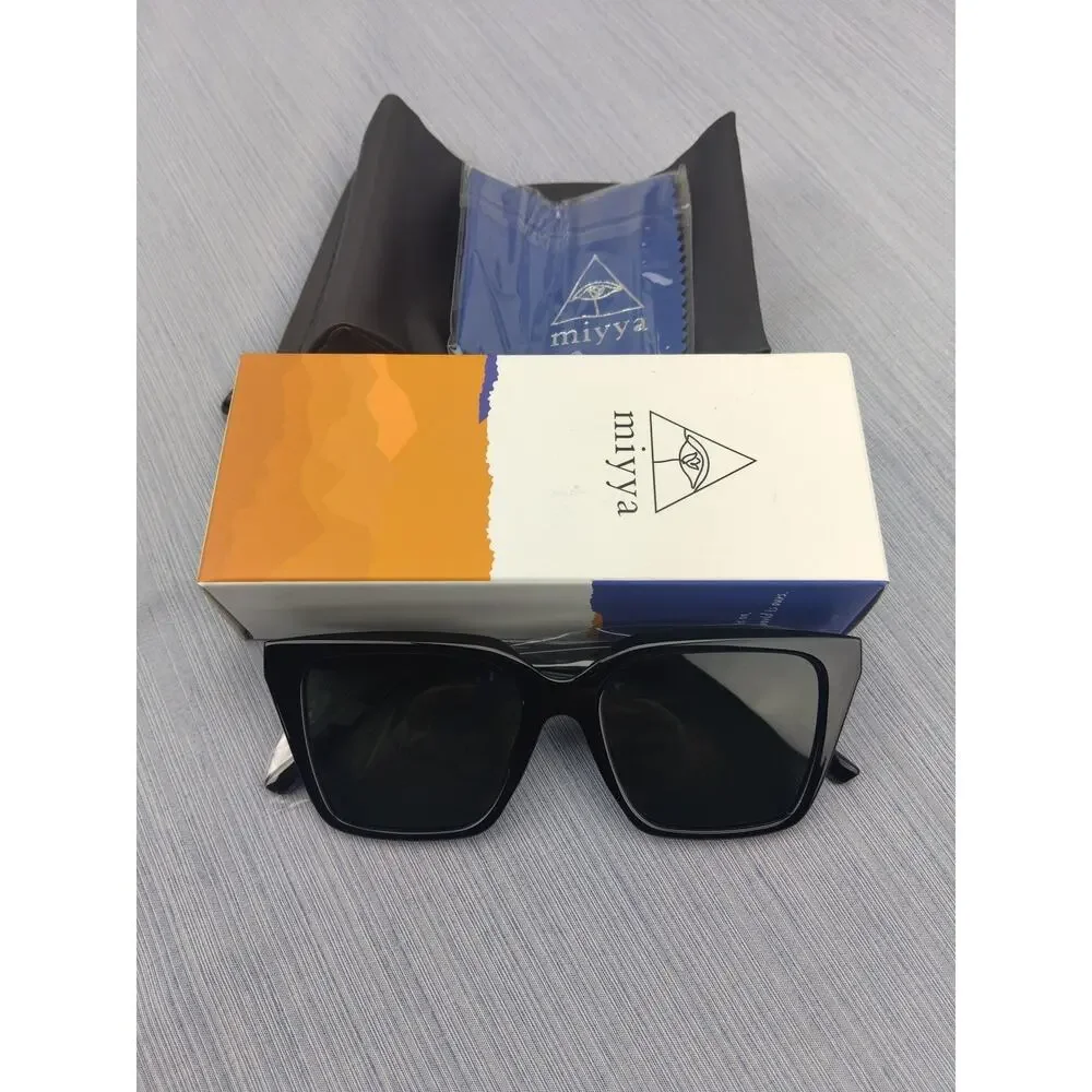 Sunglasses Black DK010 Case & Cloth NEW MIYYA